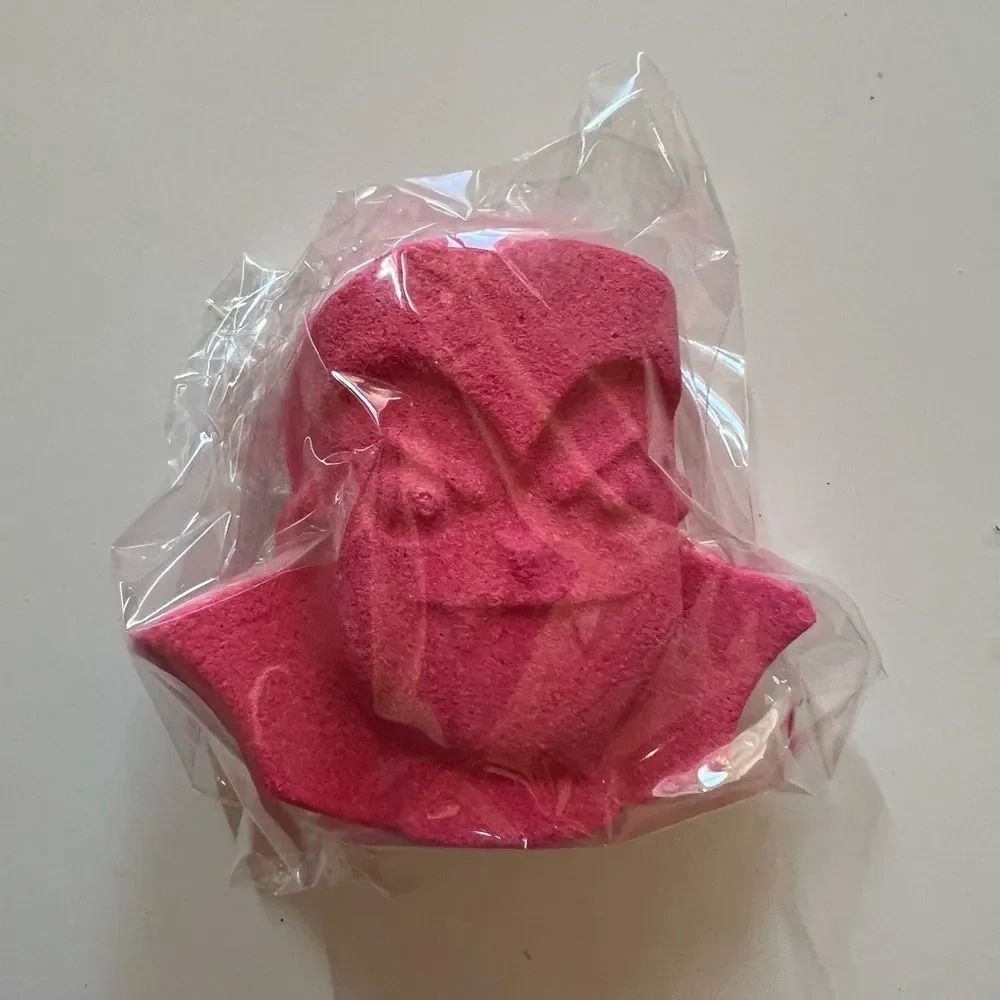 Lush Halloween 25 Dracula Monster Mash Head Bath Bomb NEW
